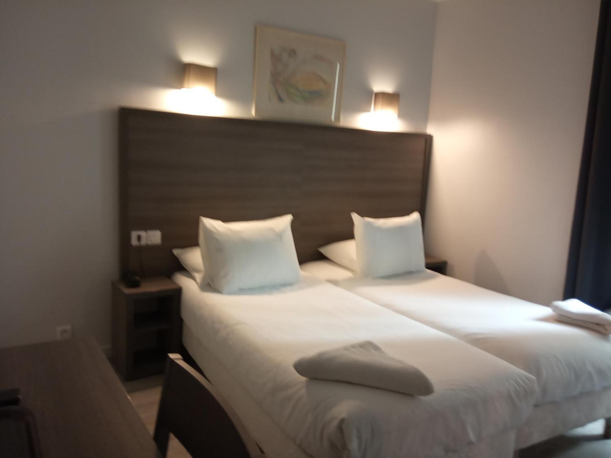 Hotel Du Globe 18 Paris Cameră foto